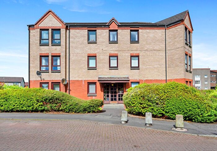 2 Bedroom Flat For Sale In Craigielea Road, Renfrew, PA4
