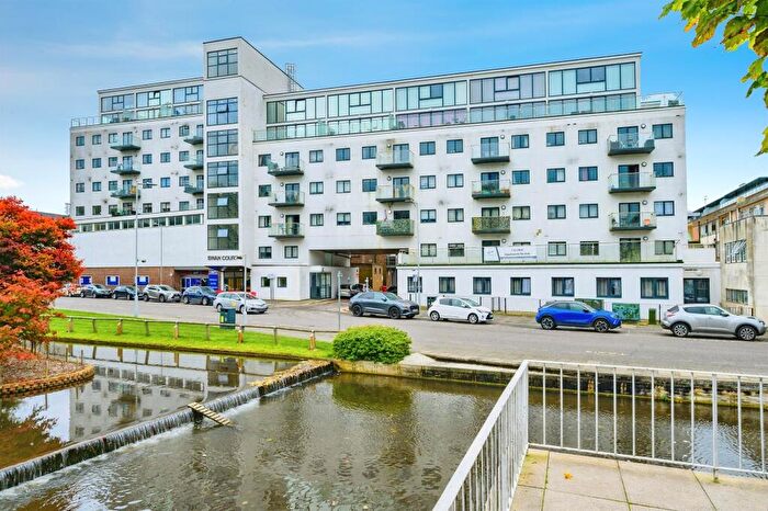 1 Bedroom Flat For Sale In Waterhouse Street, Hemel Hempstead, HP1