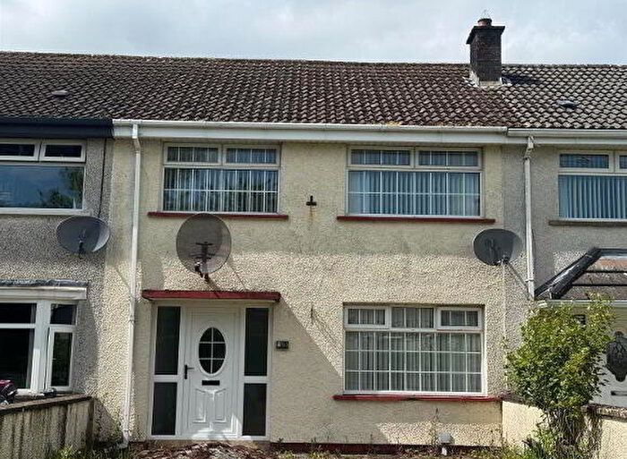 3 Bedroom Mid Terraced House For Sale In Primity Crescent, Londonderry, BT47