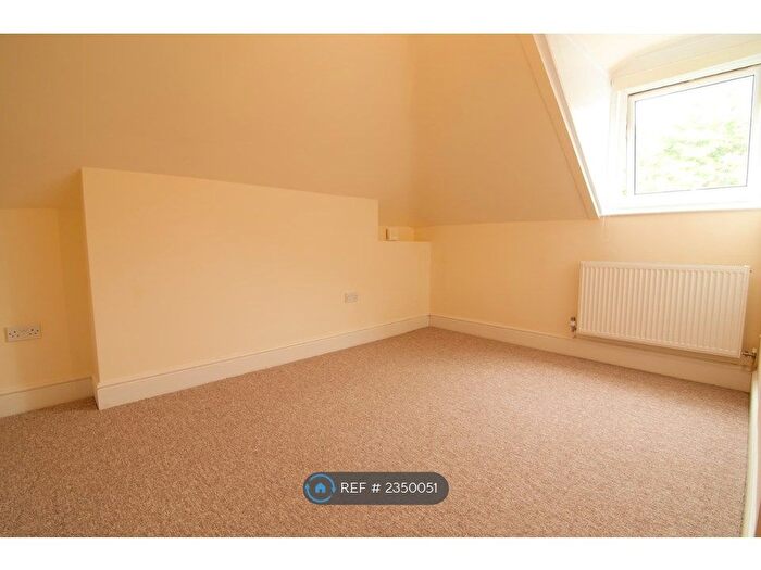 1 Bedroom Flat To Rent In Arkle House, Cheltenham, GL53