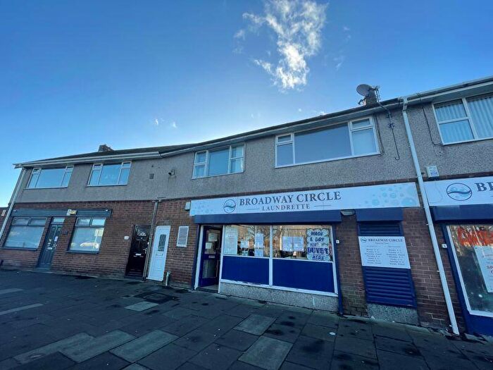 2 Bedroom Flat To Rent In Broadway Circle, Blyth, NE24