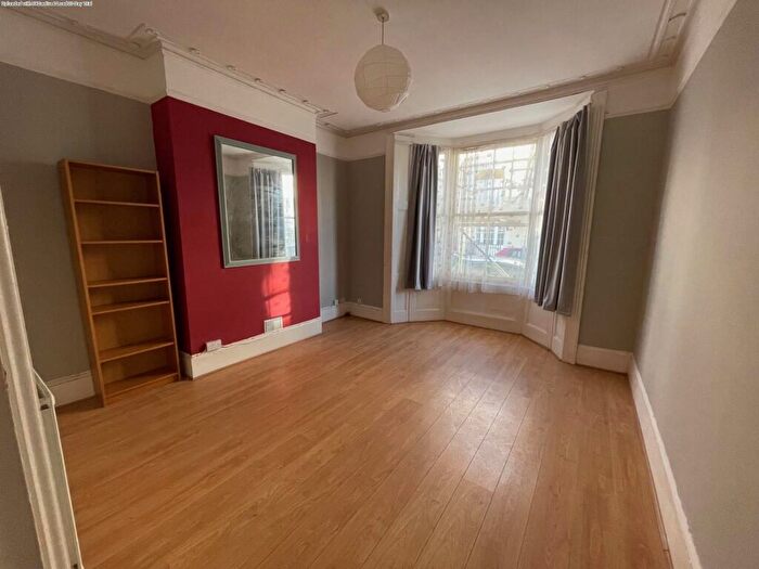 1 Bedroom Flat To Rent In Waterloo Street, Hove, East Sussex, BN3