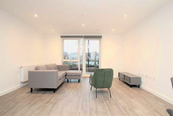 2 Bedroom Flat To Rent In Fresh Wharf Road, Barking, IG11