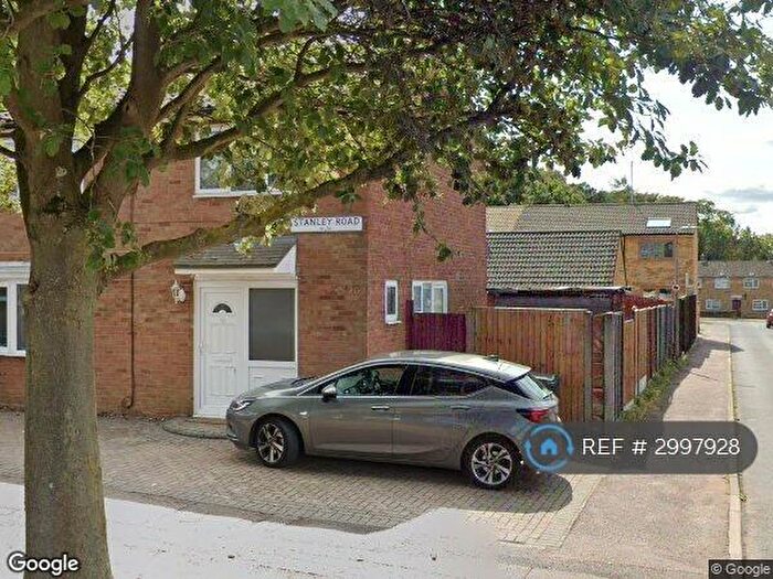 4 Bedroom End Of Terrace House To Rent In Stanley Road, Stevenage, SG2