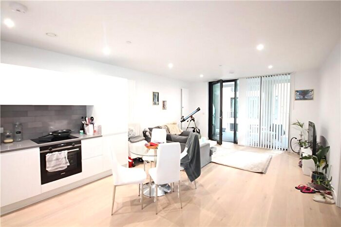 1 Bedroom Apartment To Rent In Pinnacle House, Schooner Road, Royal Wharf, London, E16