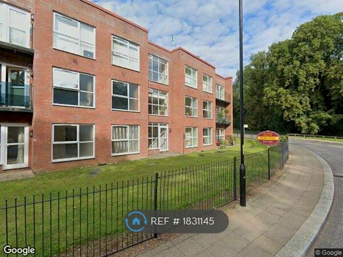2 Bedroom Flat To Rent In St. Marys House, Northampton, NN5