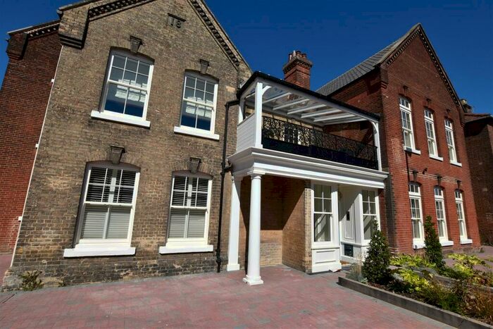 2 Bedroom Apartment To Rent In Louden Road, Cromer, NR27