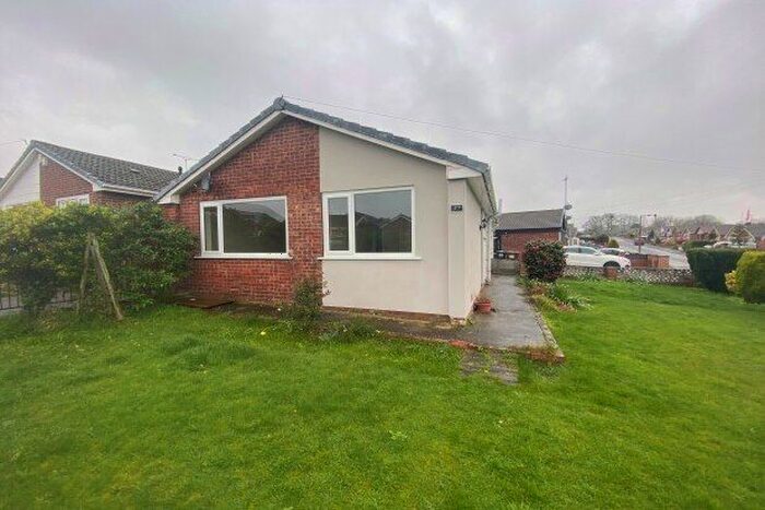 3 Bedroom Bungalow To Rent In Ranworth Road, Rotherham, S66