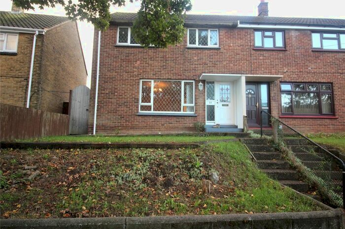 3 Bedroom End Of Terrace House To Rent In St. Gregorys Crescent, Gravesend, DA12