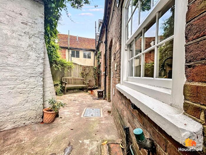 3 Bedroom End Of Terrace House For Sale In Church Street, Chesham, HP5