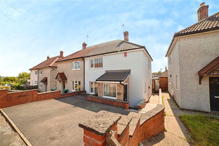 2 Bedroom Semi-Detached House For Sale In Kaye Road, Mansfield, Nottinghamshire, NG19