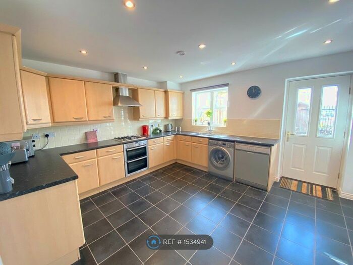 4 Bedroom Terraced House To Rent In Pinewood Drive, Cheltenham, GL51