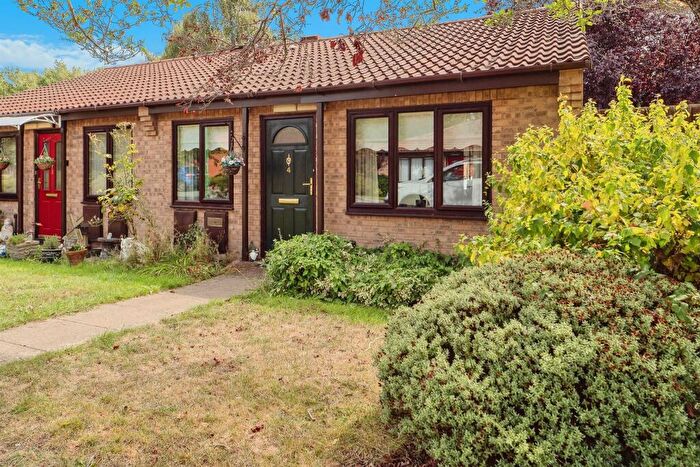 2 Bedroom Semi-Detached Bungalow For Sale In De Lisle Court, Loughborough, LE11