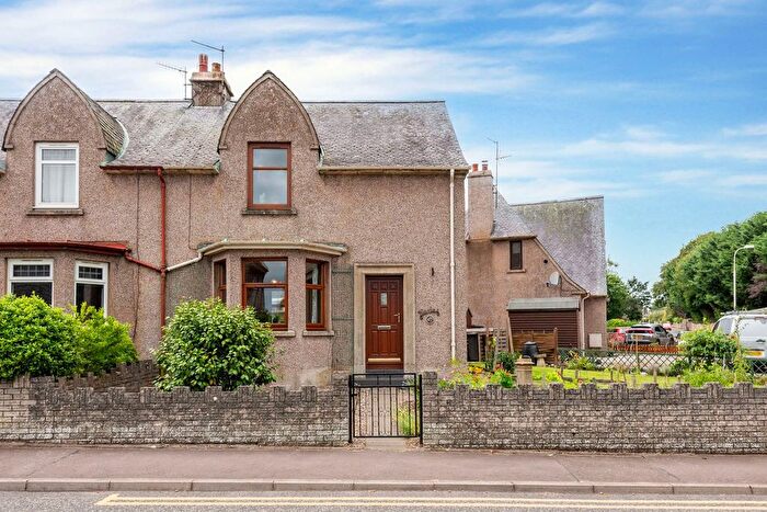 3 Bedroom Semi-Detached House For Sale In Maitland Drive, Cupar, KY15