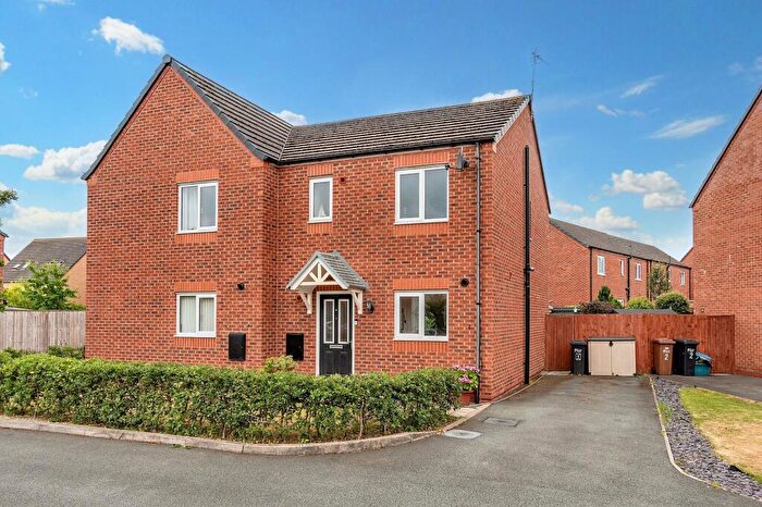 3 Bedroom Semi-Detached House For Sale In Elm Avenue, Penyffordd, CH4