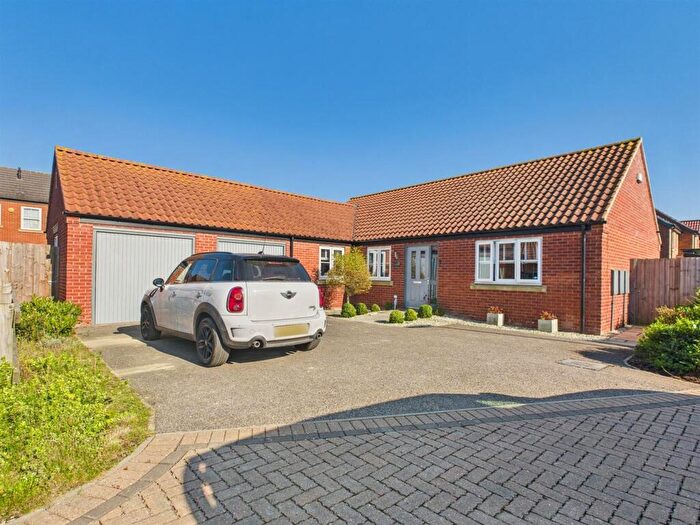 3 Bedroom Detached Bungalow For Sale In Hazel Walk, Alford, LN13