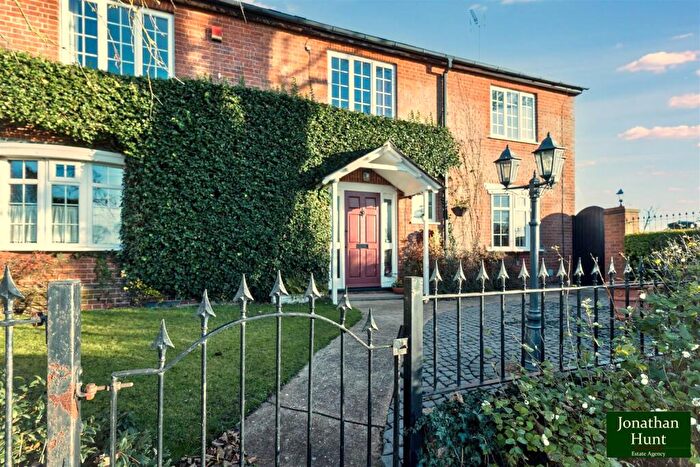 4 Bedroom Country House For Sale In Chipping, Buntingford, SG9