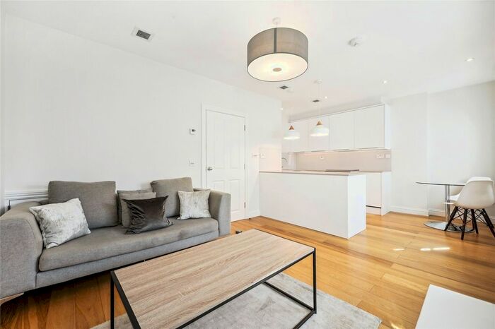 1 Bedroom Flat To Rent In Mortimer Street, Oxford Circus, W1W