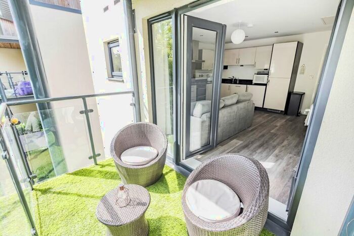 1 Bedroom Apartment To Rent In Stickley Court, Faringdon, SN7