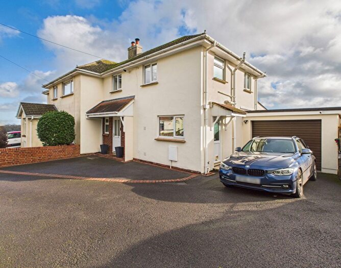 3 Bedroom Semi Detached House For Sale In Tavis Road, Paignton, TQ3