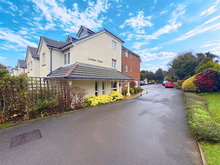 1 Bedroom Retirement Property For Sale In Lynton Court, Park Hill Road, Epsom, KT17