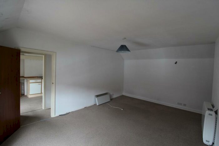 1 Bedroom Apartment To Rent In Short Brackland, Bury St Edmunds, Suffolk, IP33
