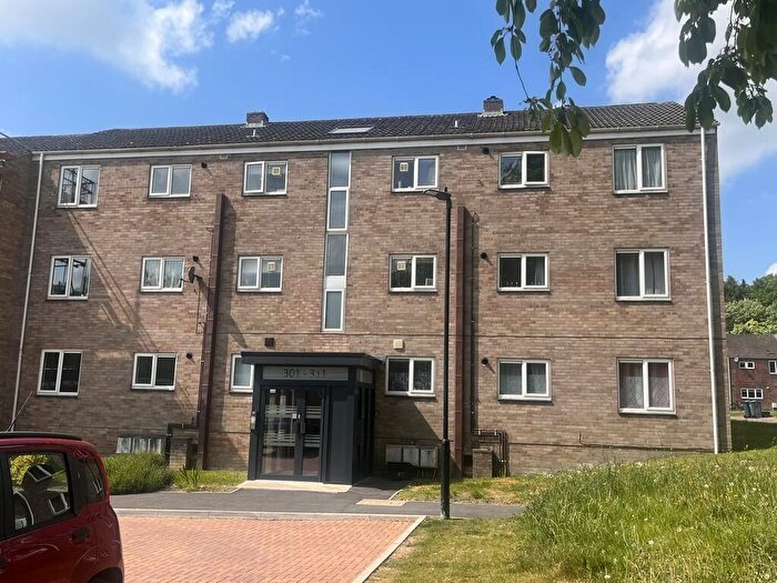 2 Bedroom Flat To Rent In Pepper Place, Warminster, BA12