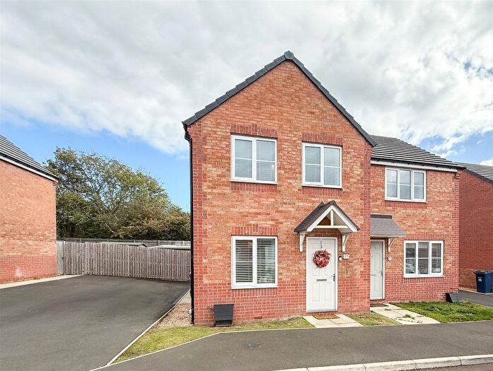 3 Bedroom Semi-Detached House For Sale In Cuthbert Park, Birtley, DH3