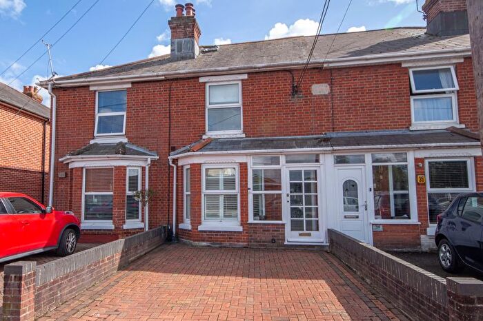 4 Bedroom Terraced House For Sale In School Road, Totton, Southampton, SO40