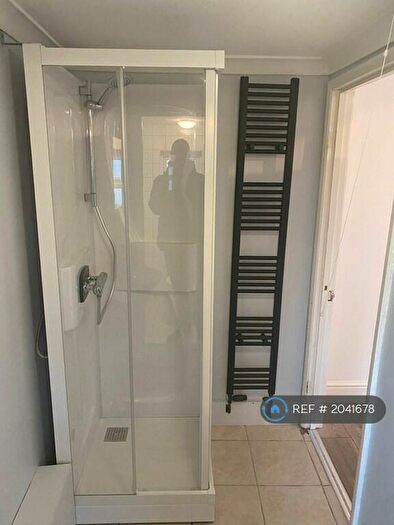 1 Bedroom Flat To Rent In Wennington Road, Rainham, RM13