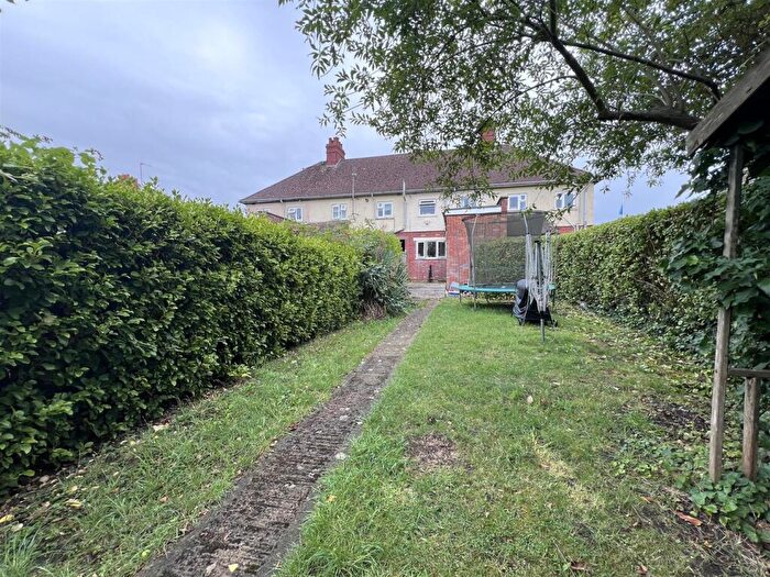 2 Bedroom House To Rent In Bradwell Road, Bradville, Milton Keynes, MK13