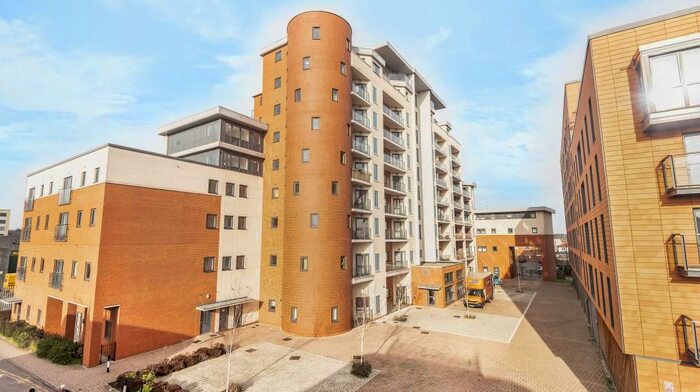 1 Bedroom Flat To Rent In Slough, Berkshire, SL2
