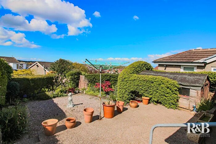 2 Bedroom Detached Bungalow For Sale In Hexham Road, Morecambe, LA4