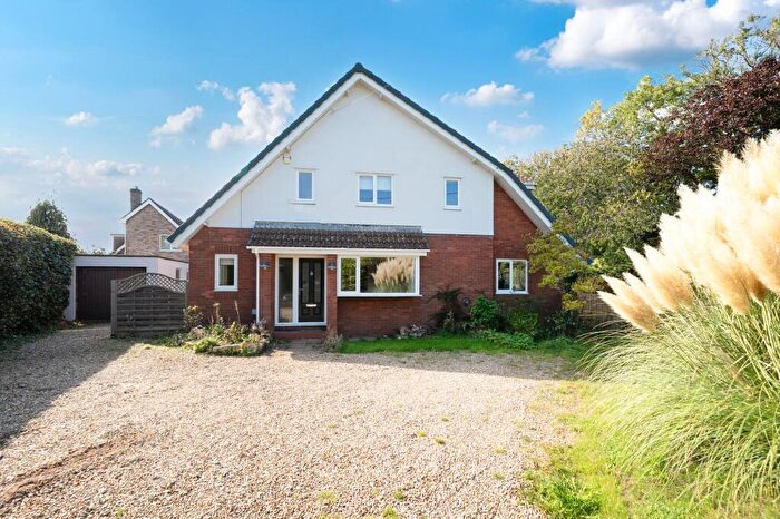 4 Bedroom Detached House For Sale In Wrington Road, Congresbury, BS49