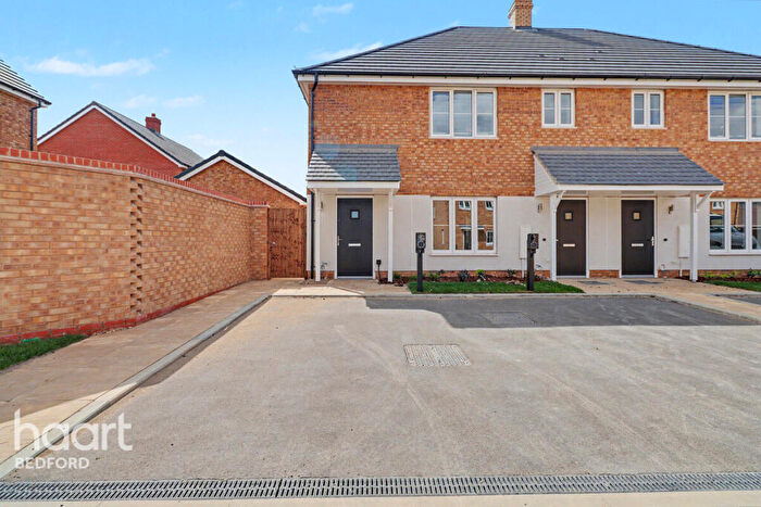 2 Bedroom Flat To Rent In Barley Road, Bedford, MK45