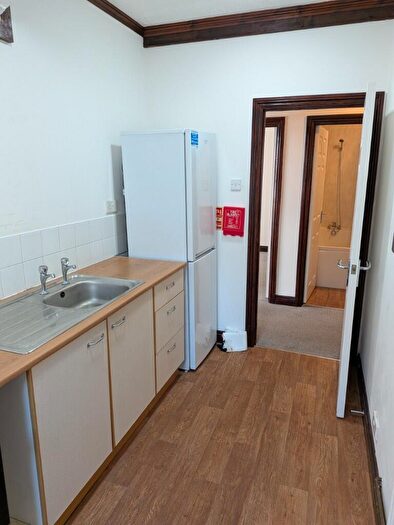 1 Bedroom Flat To Rent In Strand, Swansea, Wales, SA1