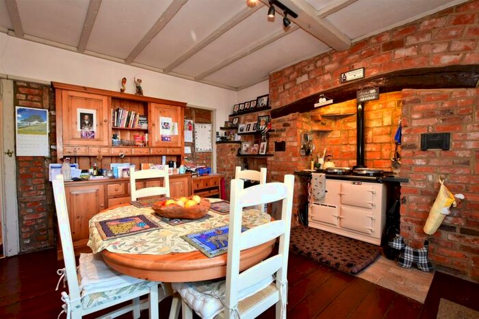 6 Bedroom Detached House For Sale In Vicarage Lane West, North Weald Bassett, Epping, Essex, CM16