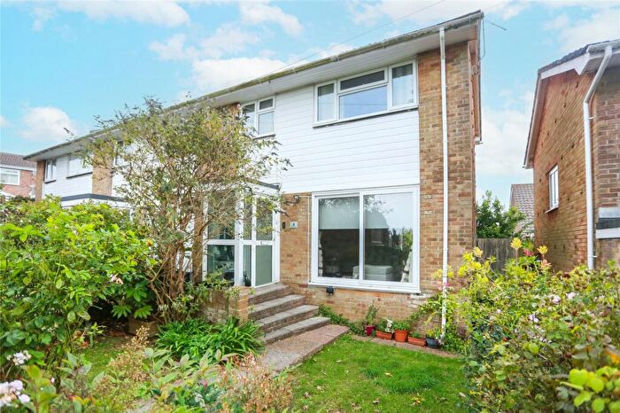 3 Bedroom End Of Terrace House For Sale In Highways, Portslade, Brighton, East Sussex, BN41