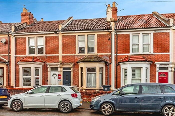 3 Bedroom Terraced House For Sale In Ruby Street, Bristol, BS3