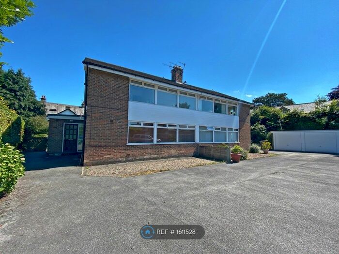 2 Bedroom Flat To Rent In Cleasby Court, Menston, Ilkley, LS29