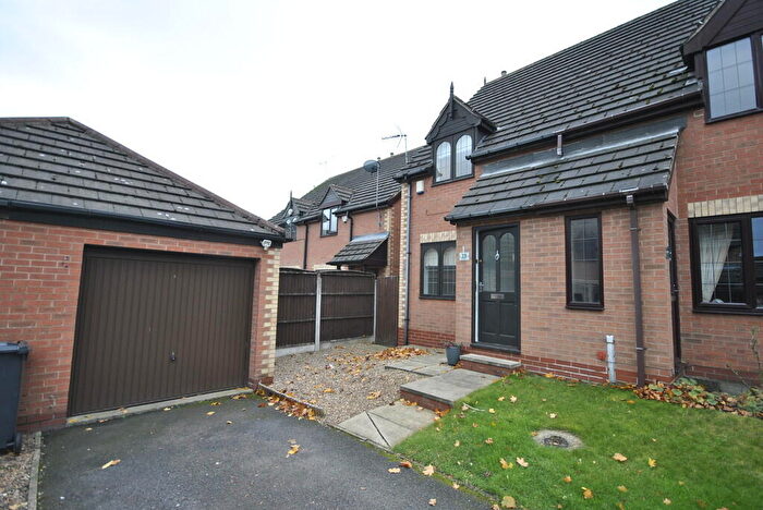 2 Bedroom Semi-Detached House To Rent In Idle Court, Bawtry, Doncaster, DN10