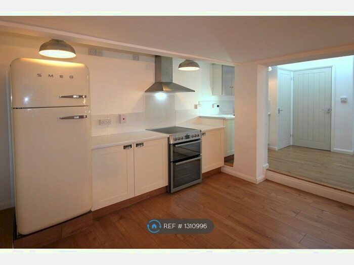 Studio To Rent In High Street, Sevenoaks TN13