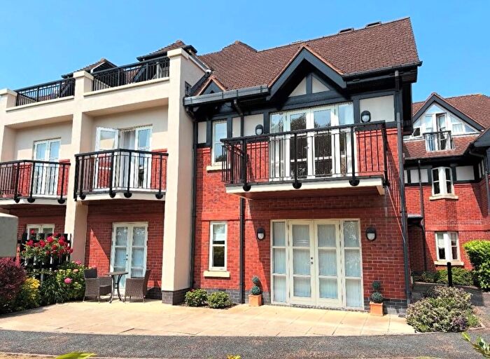 2 Bedroom Apartment For Sale In Links Gate, Lytham St. Annes, Lancashire, FY8