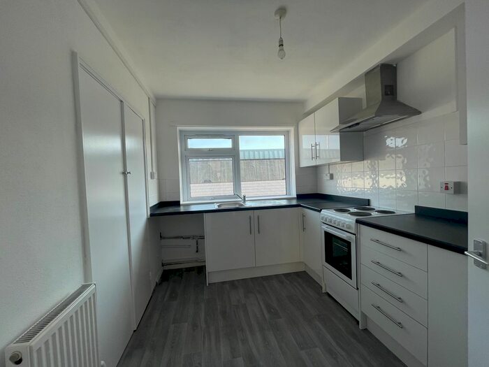 4 Bedroom Maisonette To Rent In The Ramparts, Stamford Lane, Plymstock, Plymouth, PL9