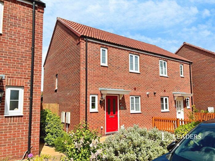 2 Bedroom Semi-Detached House To Rent In Cherwell Close, Spalding, Lincolnshire, PE11