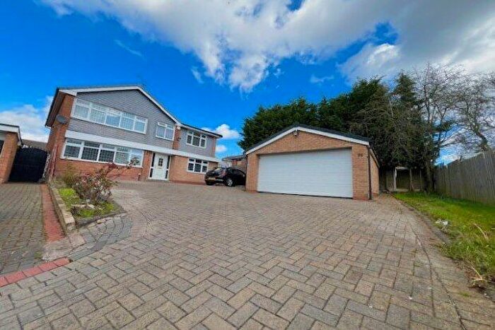5 Bedroom Property To Rent In Bude Road, Walsall, WS5