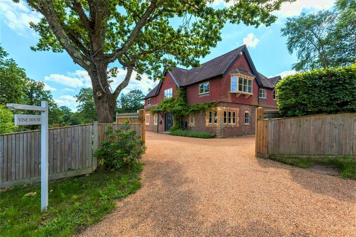 4 Bedroom Detached House For Sale In Grove Road, Penshurst, Tonbridge, Kent, TN11
