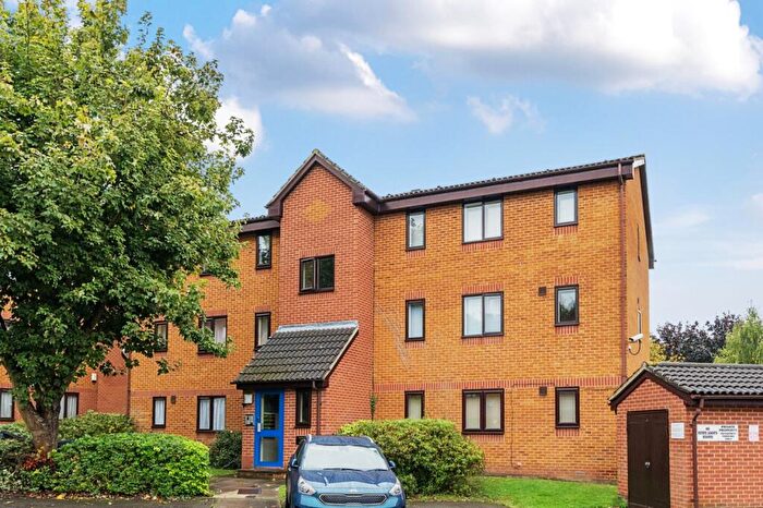 Flat To Rent In Cumberland Place London, SE6