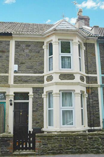 3 Bedroom Terraced House To Rent In Greenbank Road, Bristol, BS5