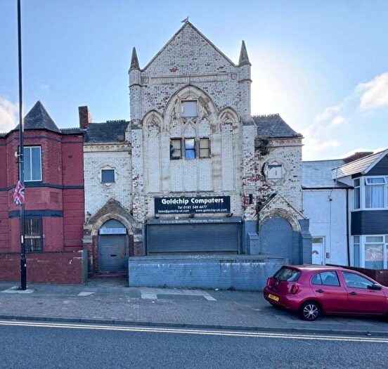 Terraced House For Sale In Newcastle Road, Sunderland, Tyne And Wear, SR5